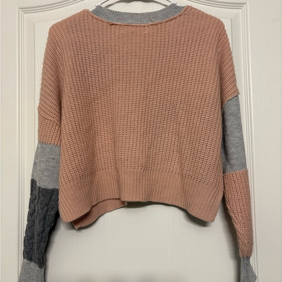 Pink and Gray V-Neck Sweater with Asymmetrical Design - Picture 7 of 7
